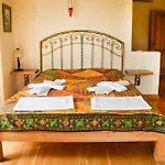 Mandarin By Important Group Travel Vila *