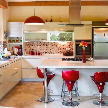 Mandarin By Important Group Travel Villa *